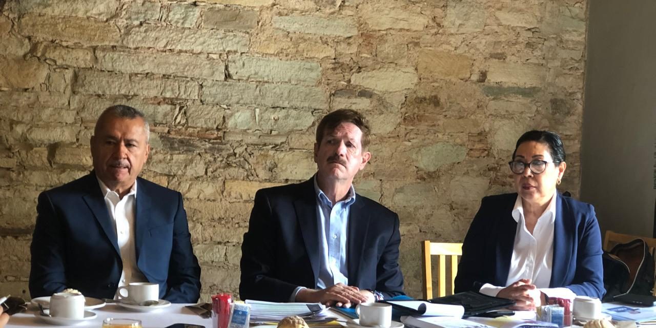 Preocupa a Romero Hicks “trata de personas” y basura en Silao