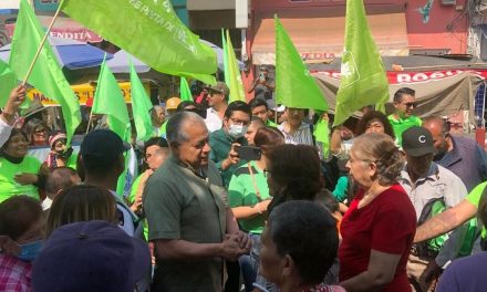 JUAN ANTONIO MORALES MACIEL INICIA CAMPAÑA EN MERCADOS; PRESENTARÁ PLAN ECONÓMICO PARA SILAO