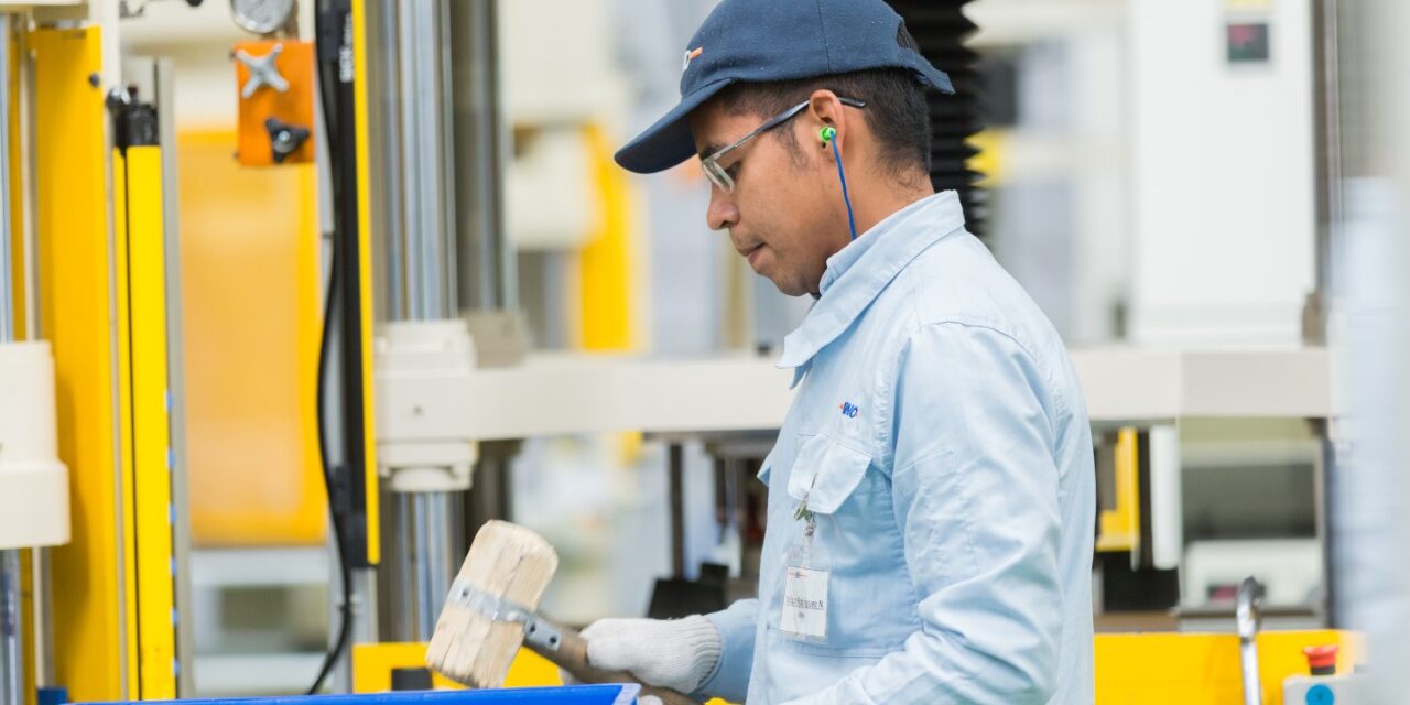 Reportan Creación de Empleos y Crecimiento en Salarios en Mayo