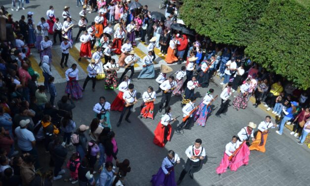 Disfrutan más de 8 mil personas del colorido ‘espectáculo revolucionario’ en Silao