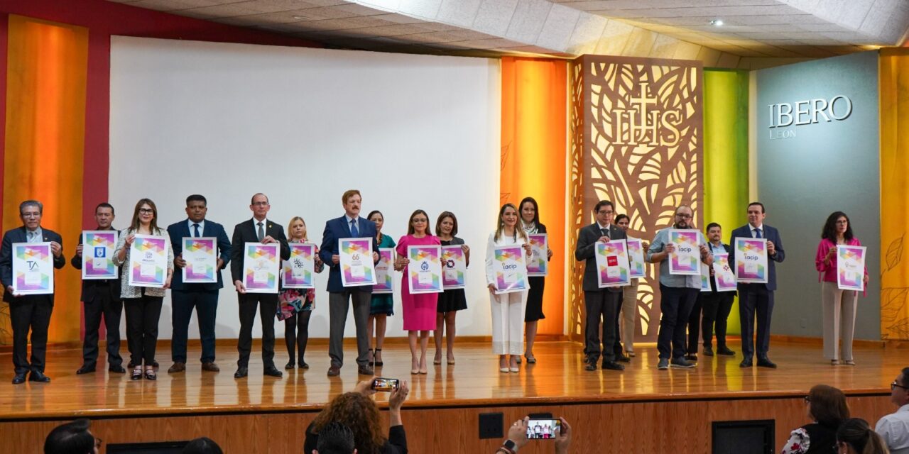 IACIP Encabeza la Firma de la Declaratoria de Estado Abierto Guanajuato 2025-2027