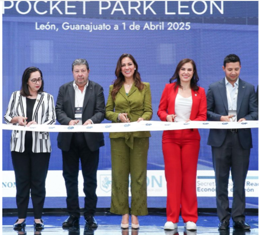 Inaugura Gobernadora Libia Dennise el primer “Pocket Park” del Bajío