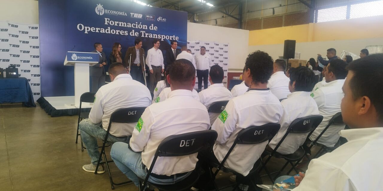 Se gradúan los primeros choferes del programa  Formación de Operadores de Transporte