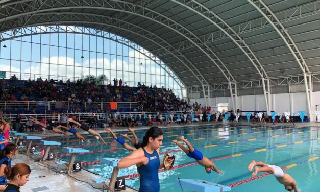 Avanzan jóvenes nadadores de Silao destacan en la Primera Copa de Natación Guanajuato